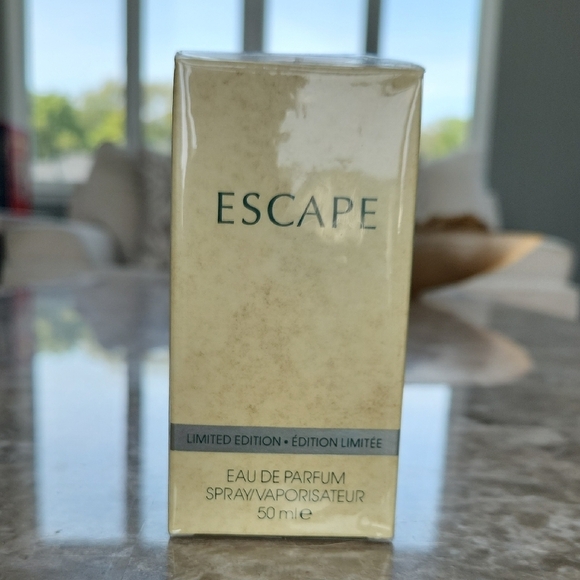 Calvin Klein Other - Escape, Calvin Kleun, Eau de Parfum 50ml